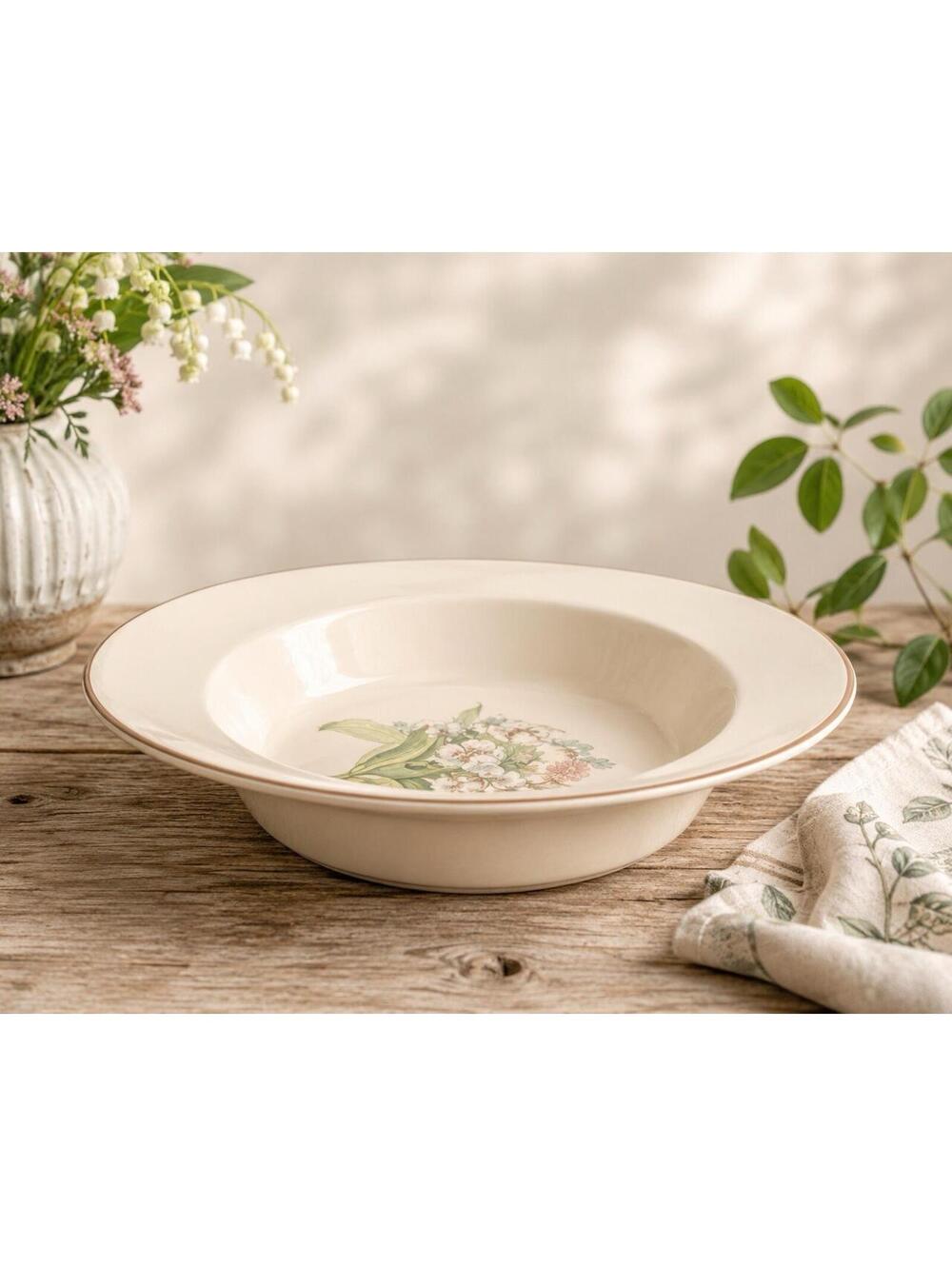 Noritake 1977 Country Diary Of An Edwardian Lady Wild Pear Rimmed Soup Bowl